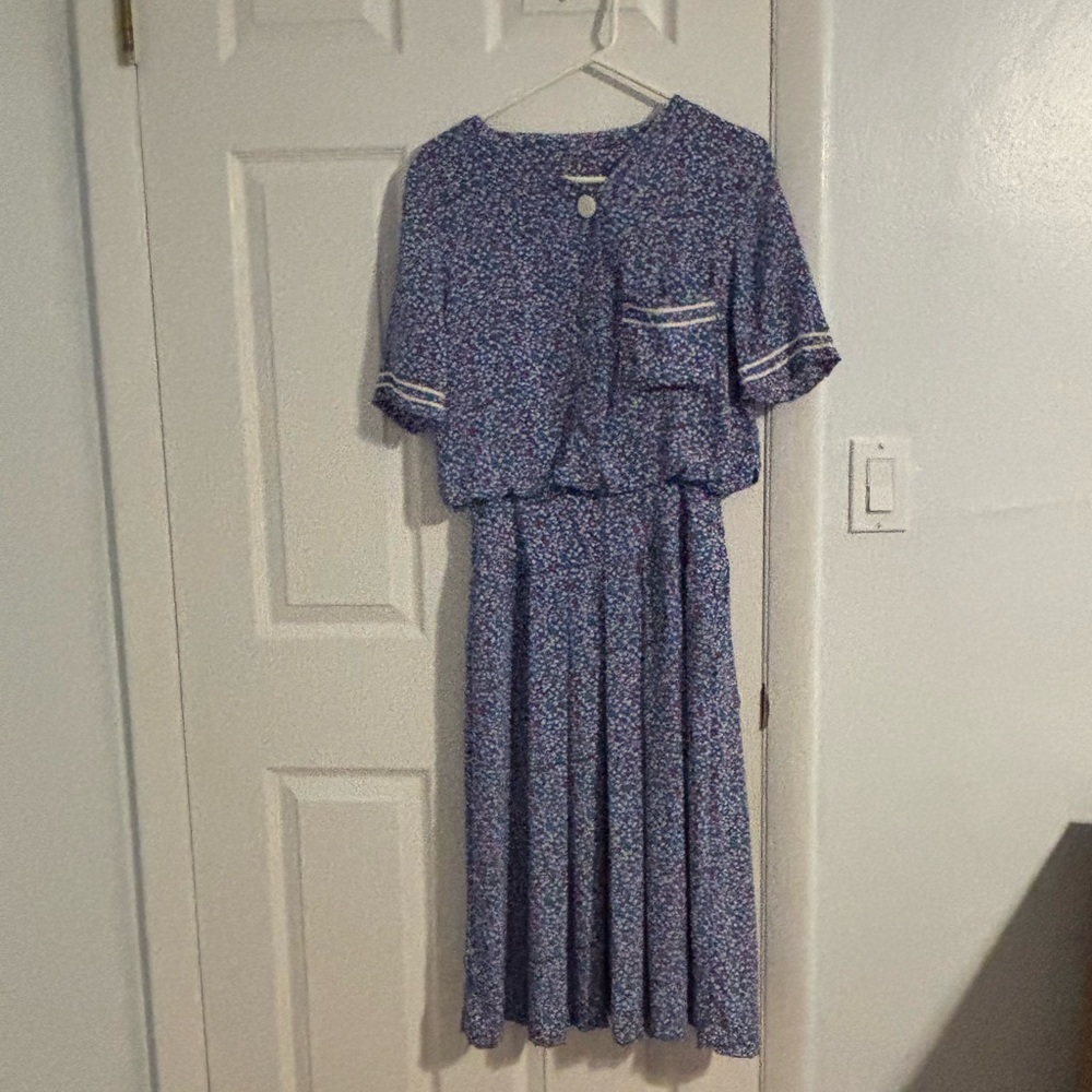 Chic Blue Floral Midi Dress